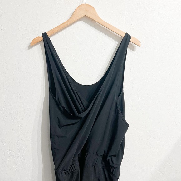 Patagonia Fleetwith Dress Cross-Back Tank Pockets Drawstring XL Black Active - Picture 3 of 6